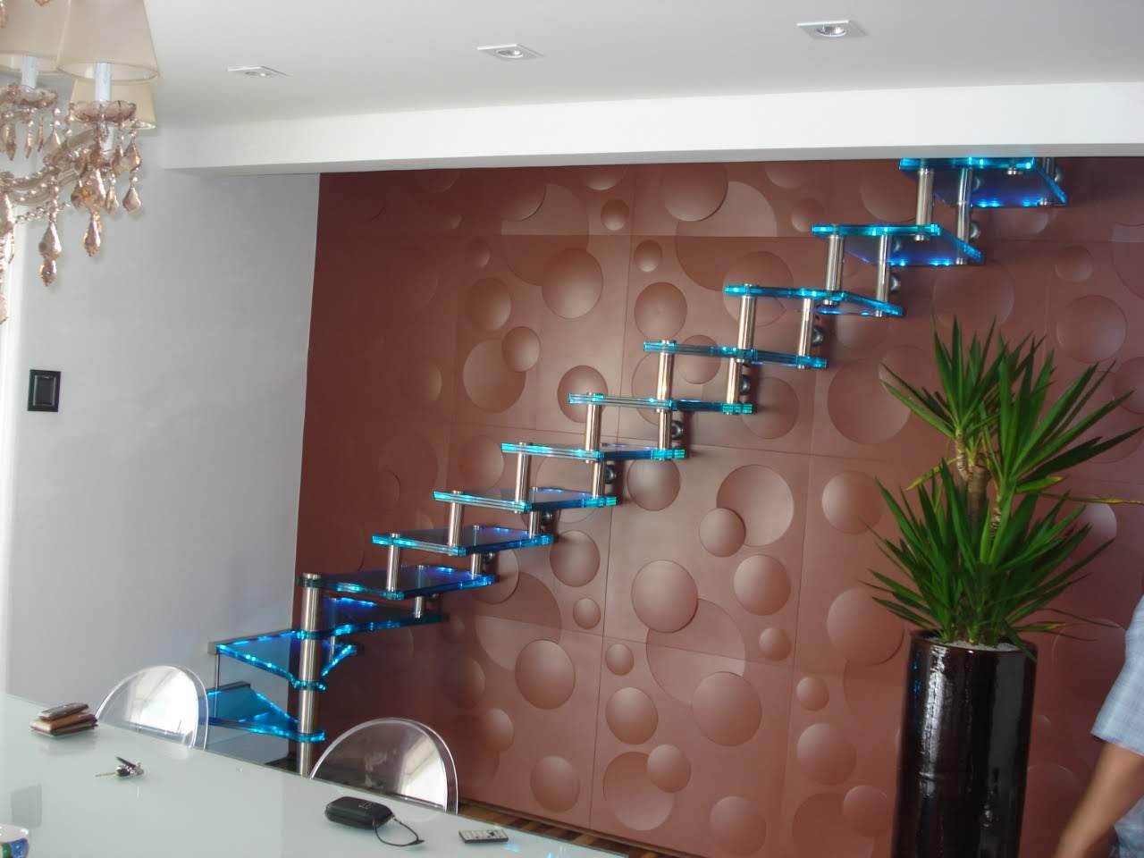 Escada de vidro tipo L