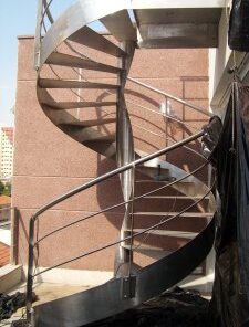 escada caracol de aço inox 2